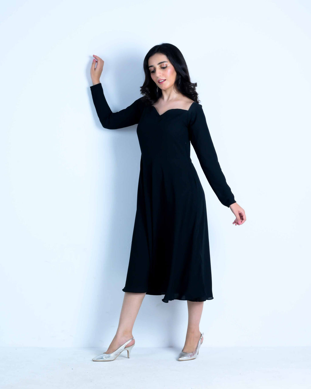 Black Georgette Sweetheart Midi Dress