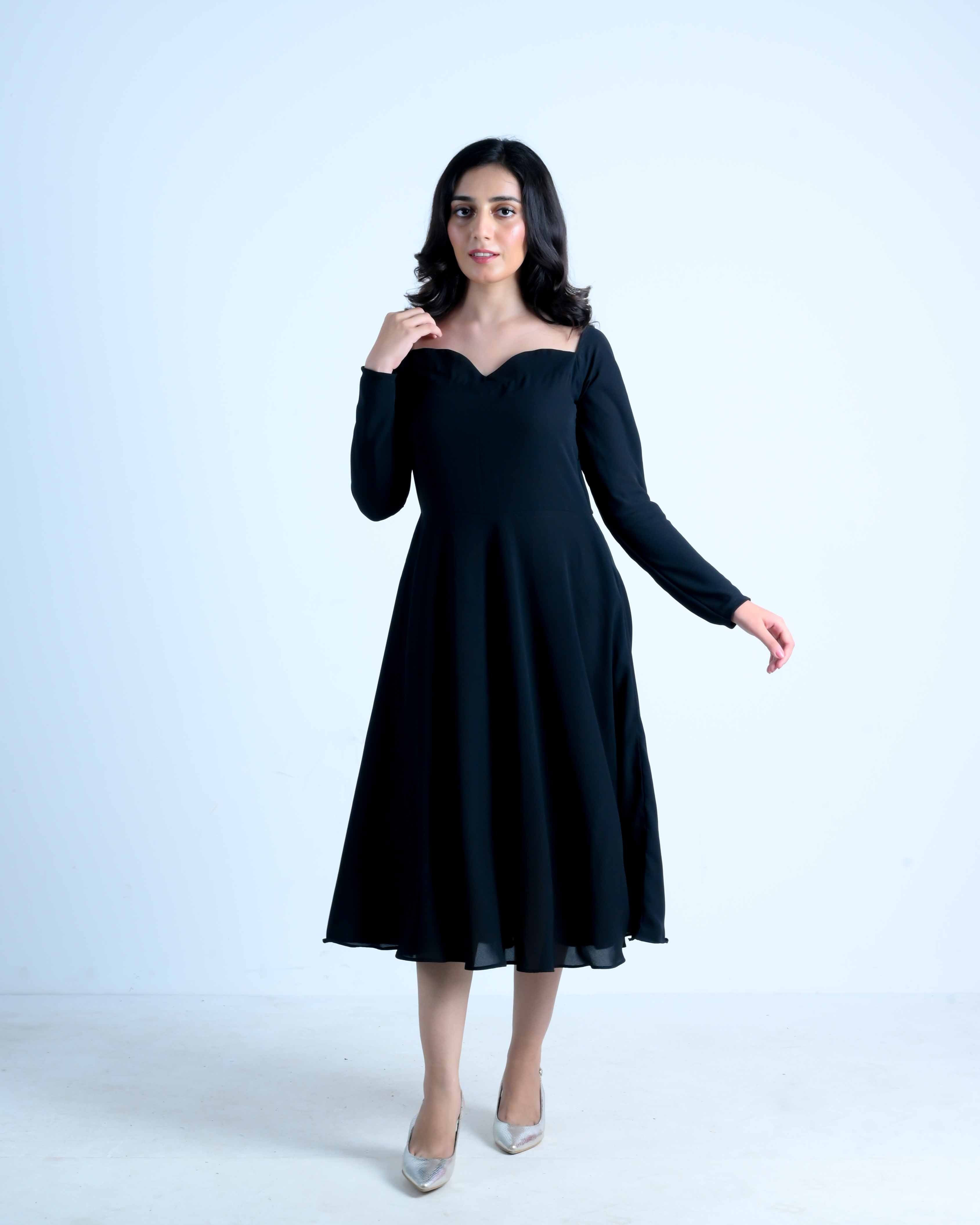 Black Georgette Sweetheart Midi Dress
